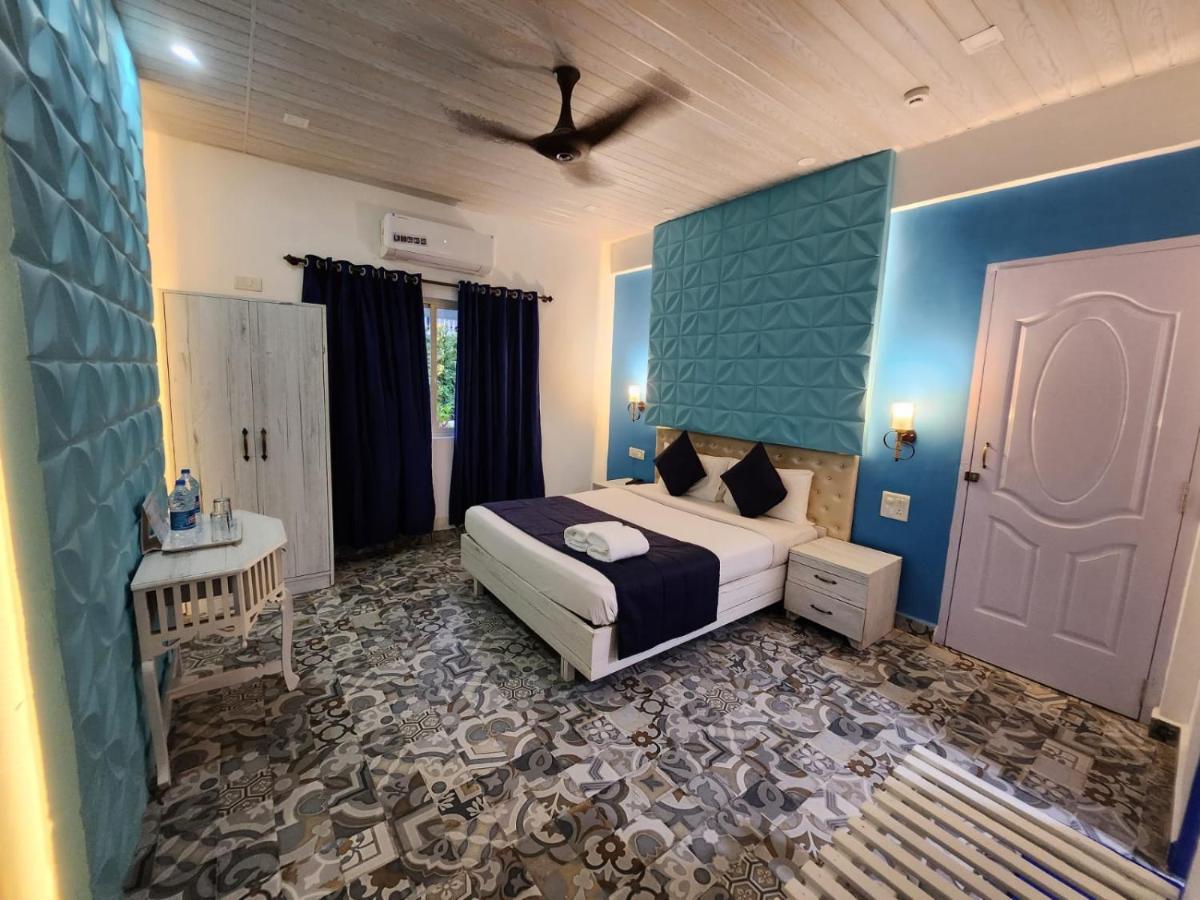Paradise Village Beach Resort Calangute Exterior photo
