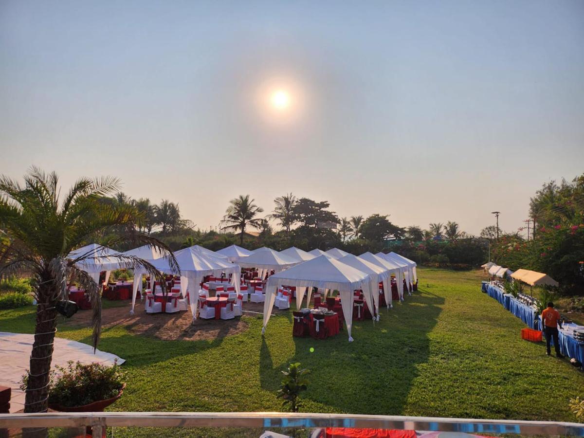 Paradise Village Beach Resort Calangute Exterior photo