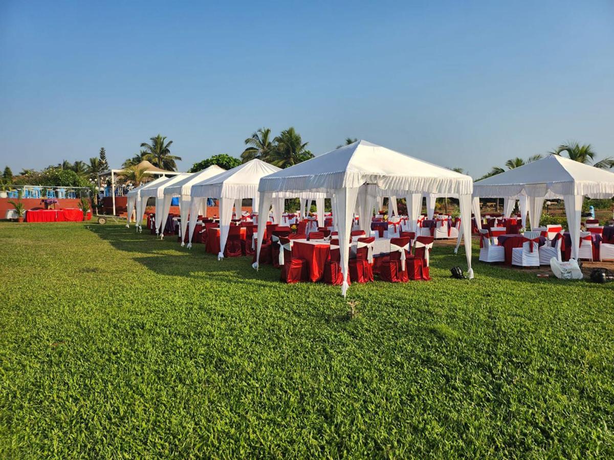 Paradise Village Beach Resort Calangute Exterior photo