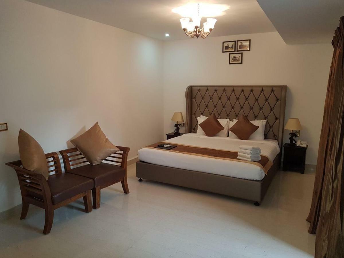 Paradise Village Beach Resort Calangute Exterior photo