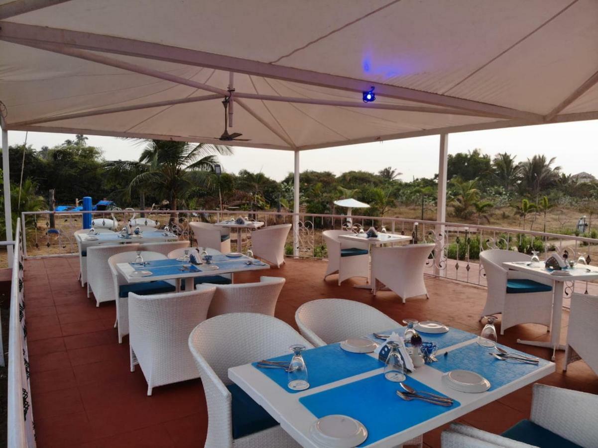 Paradise Village Beach Resort Calangute Exterior photo